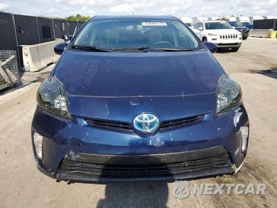 Piąte zdjęcie samochodu w środku: 2013 TOYOTA PRIUS TWO VIN:JTDKN3DU2D0346341 - miniatura