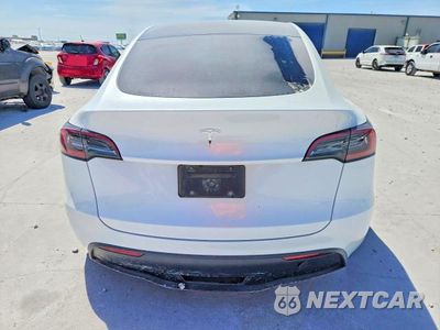 Zdjęcie 6 z 13 samochodu: 2025 TESLA MODEL Y VIN:7SAYGDED8SA336694 - miniatura