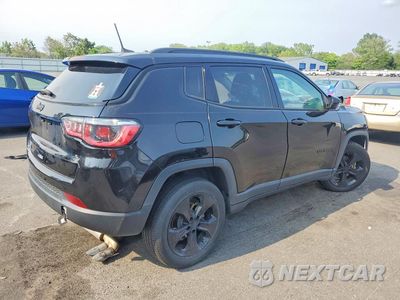 Trzecie zdjęcie samochodu z tyłu: 2019 JEEP COMPASS LATITUDE VIN:3C4NJDBB6KT812417 - miniatura