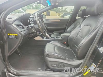 Zdjęcie 7 z 12 samochodu: 2017 HYUNDAI SONATA LIMITED 2.0T VIN:5NPE34AB1HH471092 - miniatura