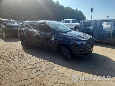 Czwarte zdjęcie samochodu z boku: 2026 JEEP COMPASS LATITUDE VIN:3C4NJDBNXTT179609 - miniatura