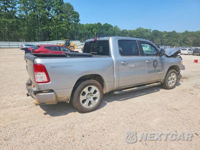 Trzecie zdjęcie samochodu z tyłu: 2022 RAM 1500 BIG HORN/LONE STAR VIN:1C6SRFFT4NN131100 - miniatura