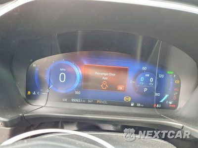 Zdjęcie 9 z 12 samochodu: 2020 FORD ESCAPE SE SPORT VIN:1FMCU0BZ3LUC08069 - miniatura