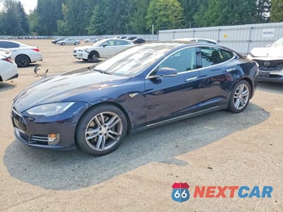 2015 TESLA MODEL S 60 5YJSA1S11FF080744 - główne zdjęcie licytacji z USA - miniatura