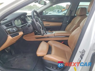 Zdjęcie 7 z 12 samochodu: 2012 BMW 750 LI VIN:WBAKB8C59CC963973 - miniatura
