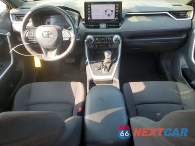 Zdjęcie 8 z 13 samochodu: 2021 TOYOTA RAV4 PRIME SE VIN:JTMAB3FV6MD043274 - miniatura