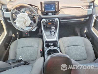 Zdjęcie 8 z 13 samochodu: 2021 TOYOTA RAV4 XLE VIN:4T3RWRFV2MU023360 - miniatura