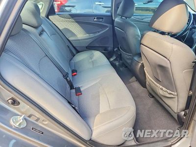 Zdjęcie 10 z 12 samochodu: 2013 HYUNDAI SONATA SE VIN:5NPEC4AC8DH715839 - miniatura