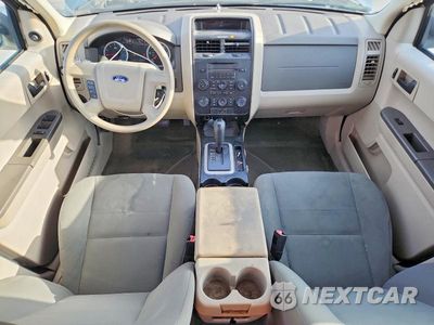 Zdjęcie 8 z 12 samochodu: 2011 FORD ESCAPE XLS VIN:1FMCU0C76BKC62621 - miniatura