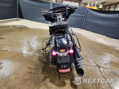 Czwarte zdjęcie samochodu z boku: 2016 HARLEY-DAVIDSON FLHTCU ULTRA CLASSIC ELECTRA GLIDE VIN:1HD1FCM16GB606827 - miniatura