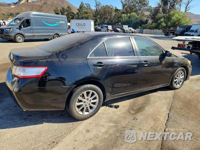 Trzecie zdjęcie samochodu z tyłu: 2011 TOYOTA CAMRY HYBRID VIN:4T1BB3EK3BU126469 - miniatura
