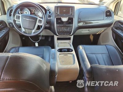 Zdjęcie 8 z 13 samochodu: 2015 CHRYSLER TOWN & COUNTRY TOURING L VIN:2C4RC1CG0FR574478 - miniatura