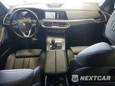 Zdjęcie 8 z 13 samochodu: 2019 BMW X5 XDRIVE40I VIN:5UXCR6C58KLL10894 - miniatura