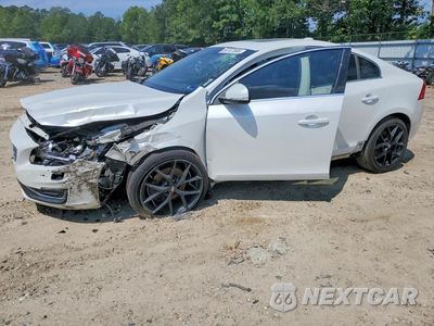 2015 VOLVO S60 PLATINUM YV140MFM7F1343145 - główne zdjęcie licytacji z USA - miniatura