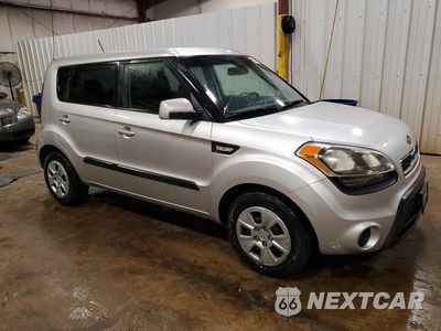 Czwarte zdjęcie samochodu z boku: 2012 KIA SOUL BASE VIN:KNDJT2A52C7435812 - miniatura