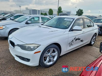 2014 BMW 320 I XDRIVE WBA3C3C57EF984794 - główne zdjęcie licytacji z USA - miniatura