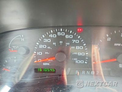 Zdjęcie 9 z 12 samochodu: 2002 FORD F350 SRW SUPER DUTY VIN:1FTSX31S12EB63624 - miniatura