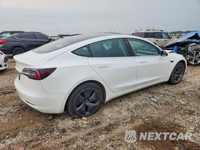 Trzecie zdjęcie samochodu z tyłu: 2019 TESLA MODEL 3 VIN:5YJ3E1EAXKF415918 - miniatura