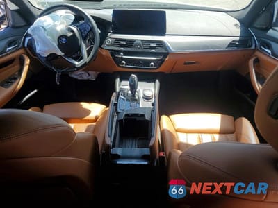 Zdjęcie 8 z 12 samochodu: 2022 BMW 540 I VIN:WBA53BJ02NWX58138 - miniatura
