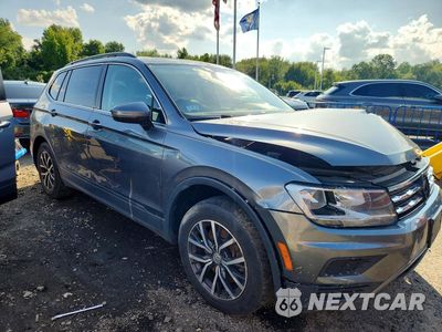 Czwarte zdjęcie samochodu z boku: 2019 VOLKSWAGEN TIGUAN SE VIN:3VV2B7AX6KM150641 - miniatura