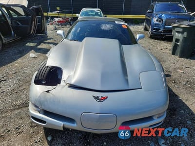 Piąte zdjęcie samochodu w środku: 1997 CHEVROLET CORVETTE VIN:1G1YY22G0V5107375 - miniatura