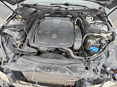 Zdjęcie 11 z 12 samochodu: 2013 MERCEDES-BENZ E 350 4MATIC VIN:WDDHF8JB7DA713774 - miniatura
