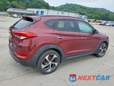 Trzecie zdjęcie samochodu z tyłu: 2016 HYUNDAI TUCSON LIMITED VIN:KM8J3CA2XGU183743 - miniatura