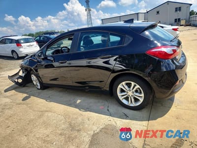 Drugie zdjęcie samochodu z przodu: 2019 CHEVROLET CRUZE LS VIN:3G1BC6SM0KS536051 - miniatura