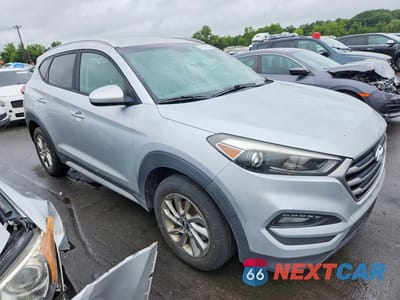 Czwarte zdjęcie samochodu z boku: 2018 HYUNDAI TUCSON SEL VIN:KM8J33A46JU707382 - miniatura