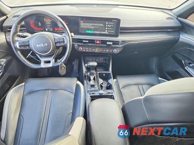 Zdjęcie 8 z 13 samochodu: 2025 KIA K5 GT LINE VIN:KNAG64J78S5270662 - miniatura
