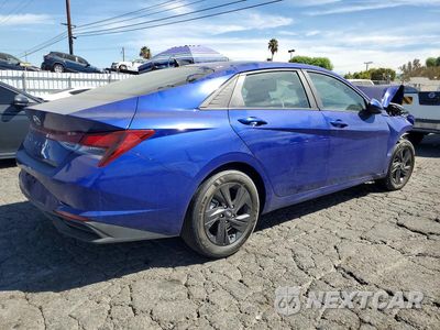 Trzecie zdjęcie samochodu z tyłu: 2022 HYUNDAI ELANTRA SEL VIN:KMHLM4AG4NU297581 - miniatura