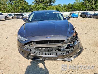 Piąte zdjęcie samochodu w środku: 2017 FORD FUSION S VIN:3FA6P0G72HR387547 - miniatura