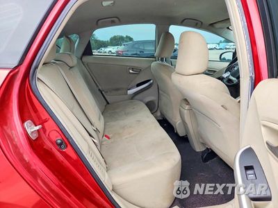 Zdjęcie 10 z 12 samochodu: 2014 TOYOTA PRIUS TWO VIN:JTDKN3DU9E1773933 - miniatura