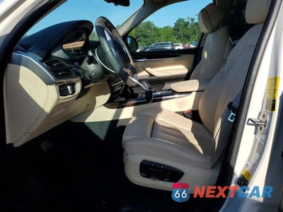 Zdjęcie 7 z 13 samochodu: 2016 BMW X5 XDRIVE35I VIN:5UXKR0C58G0S89935 - miniatura