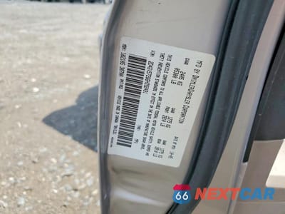 Zdjęcie 12 z 12 samochodu: 2006 DODGE MAGNUM R/T VIN:2D4GV57266H292491 - miniatura