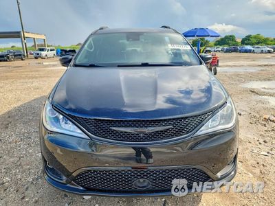 Piąte zdjęcie samochodu w środku: 2018 CHRYSLER PACIFICA LIMITED VIN:2C4RC1GG1JR259871 - miniatura