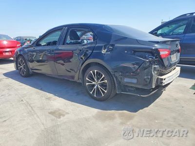 Drugie zdjęcie samochodu z przodu: 2018 TOYOTA CAMRY SE VIN:4T1B11HK2JU072440 - miniatura