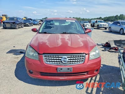 Piąte zdjęcie samochodu w środku: 2005 NISSAN ALTIMA 2.5 VIN:1N4AL11EX5C359220 - miniatura