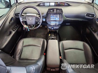 Zdjęcie 8 z 12 samochodu: 2021 TOYOTA PRIUS XLE AWD-E VIN:JTDL9MFU7M3025650 - miniatura