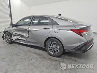 Drugie zdjęcie samochodu z przodu: 2024 HYUNDAI ELANTRA SEL VIN:KMHLM4DG5RU795449 - miniatura