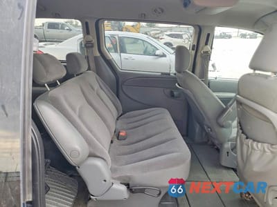Zdjęcie 11 z 13 samochodu: 2006 DODGE GRAND CARAVAN SE VIN:1D4GP24R76B617569 - miniatura