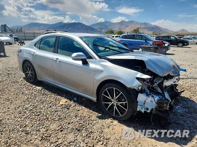 Czwarte zdjęcie samochodu z boku: 2021 TOYOTA CAMRY SE VIN:4T1G31AK7MU028402 - miniatura