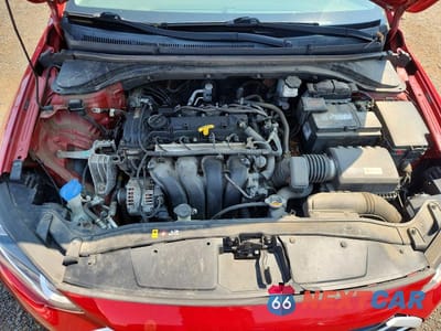 Zdjęcie 11 z 12 samochodu: 2017 HYUNDAI ELANTRA SE VIN:5NPD74LF2HH066388 - miniatura