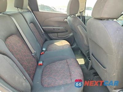 Zdjęcie 10 z 12 samochodu: 2017 CHEVROLET SONIC LT VIN:1G1JD6SB0H4153601 - miniatura