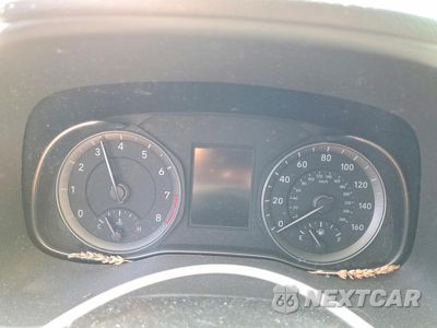 Zdjęcie 9 z 13 samochodu: 2019 HYUNDAI KONA SE VIN:KM8K1CAA0KU213312 - miniatura