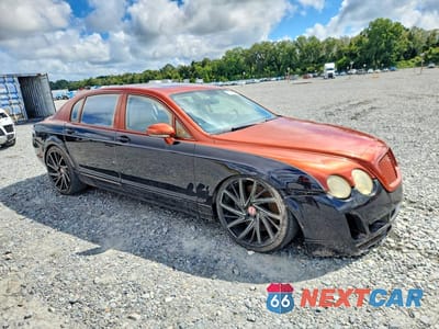 Czwarte zdjęcie samochodu z boku: 2006 BENTLEY CONTINENTAL FLYING SPUR VIN:SCBBR53W46C036411 - miniatura