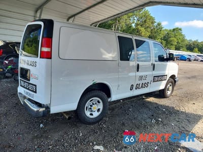 Trzecie zdjęcie samochodu z tyłu: 2016 CHEVROLET EXPRESS G3500 VIN:1GCZGGFG4G1153730 - miniatura