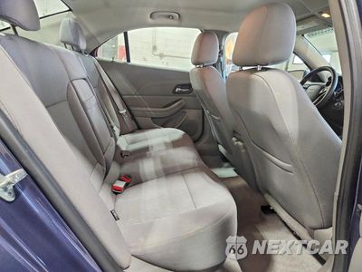 Zdjęcie 10 z 13 samochodu: 2013 CHEVROLET MALIBU LS VIN:1G11B5SA2DF176321 - miniatura