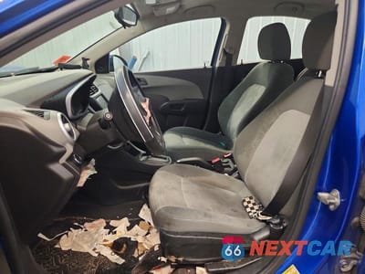 Zdjęcie 7 z 12 samochodu: 2017 CHEVROLET SONIC LS VIN:1G1JB5SH0H4156938 - miniatura