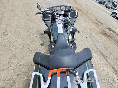 Zdjęcie 6 z 9 samochodu: 2015 KAWASAKI VN1700 B VIN:JKBVNRB1XFA010593 - miniatura